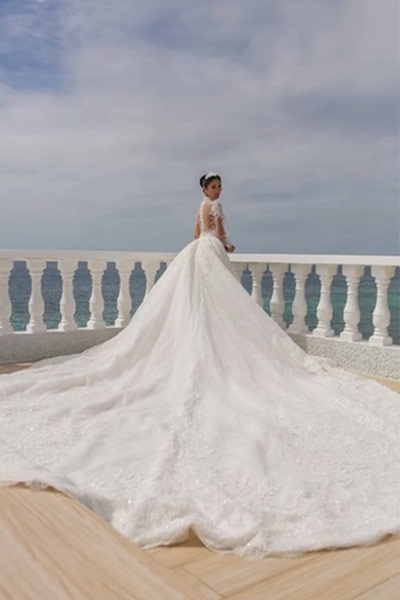 In pics: World's most expensive wedding gown with $15 million