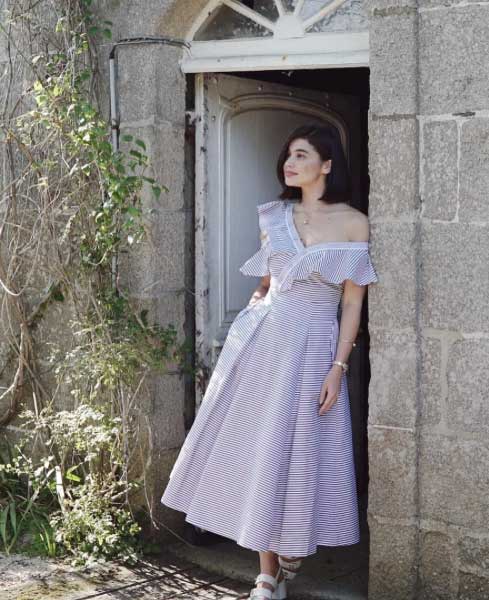 How To Wear A Dress-And-Sneaker Outfit, As Seen On Anne Curtis