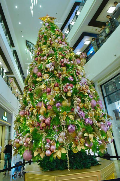 Louis Vuitton Christmas tree in Greenbelt Makati Christmas 2022 Philippines  