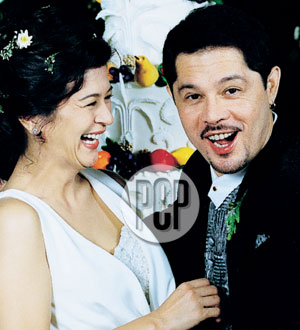 Sandy Andolong, every bit the glowing bride, was in a cowl-neck, A-line wedding gown by Lya Armovit. Christopher de Leon, here hamming it up for the camera, ... - 2574f2d5c