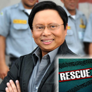 Arnold Clavio hosts GMA-7&#39;s reality-documentary program Rescue | PEP.ph: The Number One Site for Philippine Showbiz - a21ad22cf