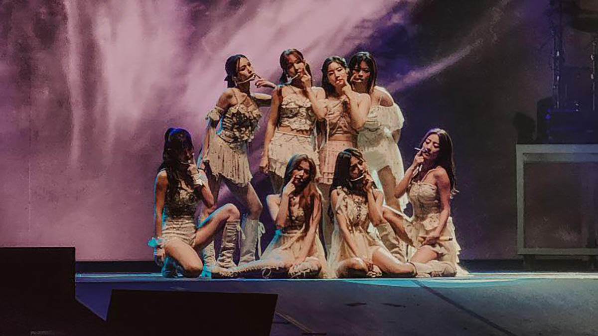 10 Things We Love About TWICE's Ready To Be concert