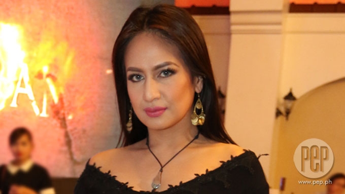 Regine Tolentino Sex Videos - Regine Tolentino finally confirms separation from Lander Vera-Perez | PEP.ph