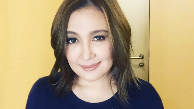 Sharon Cuneta shows off her P2M &quot;favoritest bag of the moment&quot;