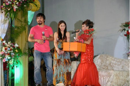 Jinkee Pacquaio's advance birthday gift to Mommy Dionisia Pacquiao