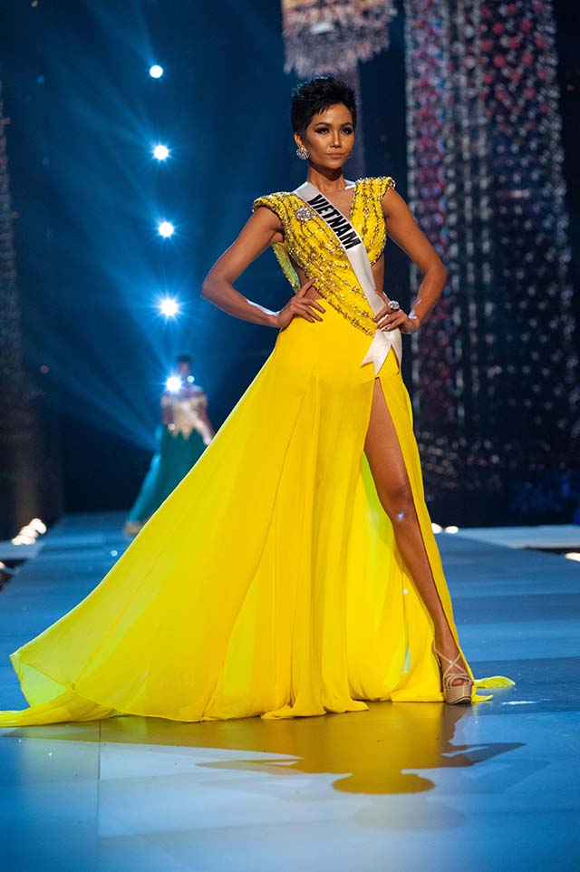 Canary yellow clearance evening gown