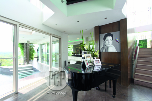 Ogie Alcasid And Regine Velasquez Modern Home On Top Of A Hill Pep Ph