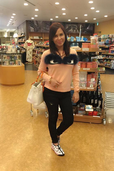 Shop: Jinkee Pacquiao's All-brown Outfit At Floyd Mayweather Vs