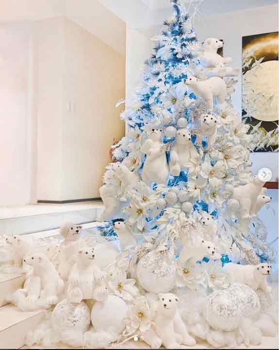 Kathryn Bernardo recycles old Christmas tree to make a new one | PEP.ph