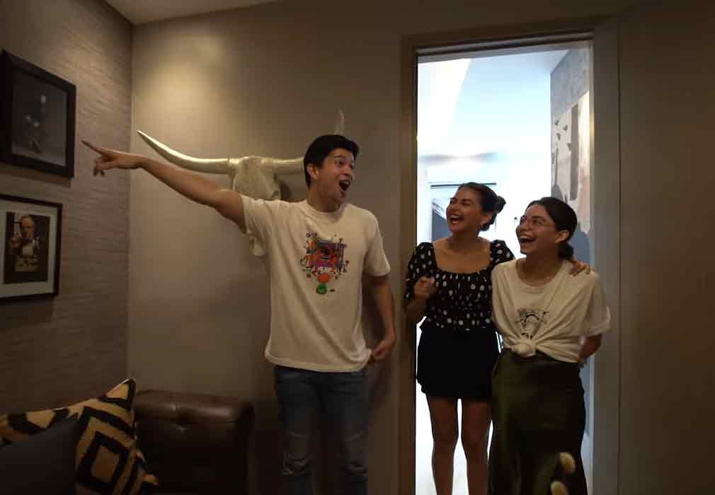 Rayver Cruz with Janine and Maxine in house tour