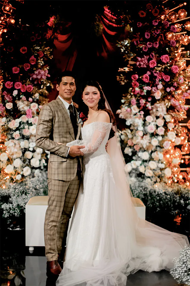 Aljur Abrenica and Kylie Padilla during their wedding day