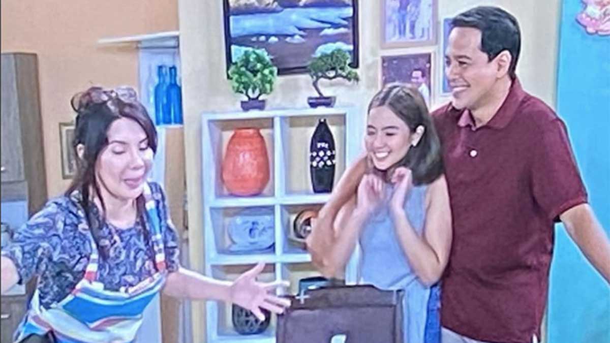 Carmi Martin, Miles Ocampo, and John Lloyd Cruz during their first taping day for Happy To Get Her.