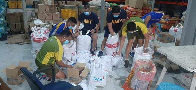 The Philippine Navy picked up GMAKF relief goods bound for Cebu and Bohol