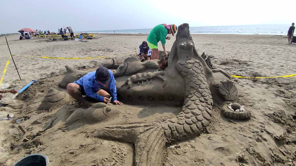 Little Mermaid sand sculpture.