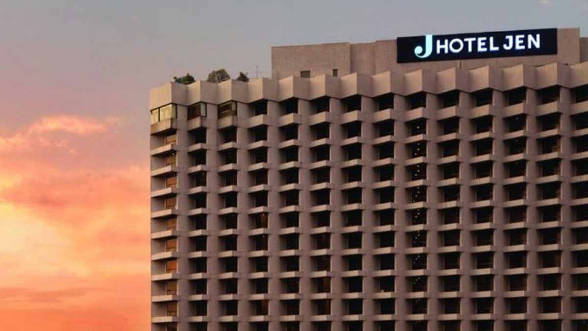 Facade of Hotel Jen Manila 