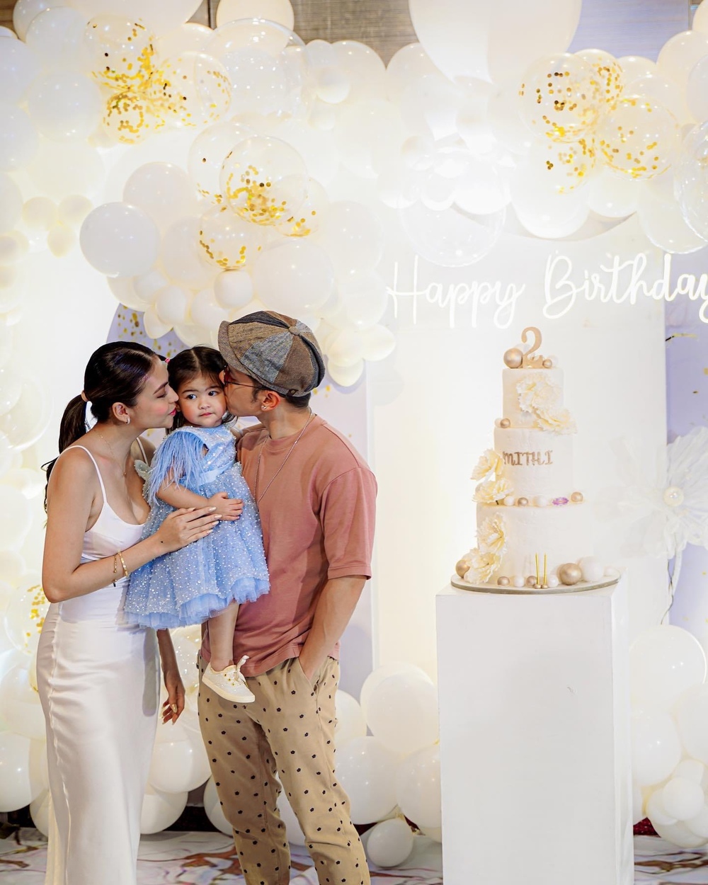 Former couple Carlo Aquino and Trina Candaza together for the birthday celebration of baby Mithi as she turns 2.