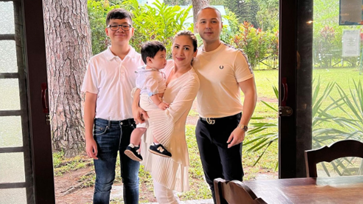 Polo Ravales with fiancee Paulyn Quiza (middle) and kids Buggy (L) and Yatrick
