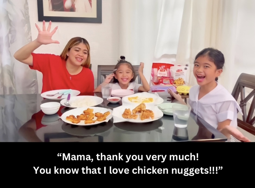 Mela Francisco and Stela Francisco eat mom Melai Cantiveros' chicken nuggets