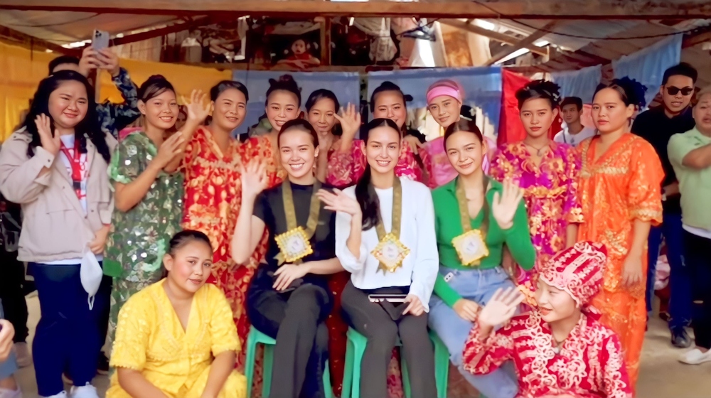 (L-R) Miss Universe Philippines 2022 1st Runner-Up Annabelle McDonell, Miss Universe Philippines 2022 Celeste Cortesi, and Miss Universe Philippines Tourism 2022 Pauline Amelinckx visit Marawi City.