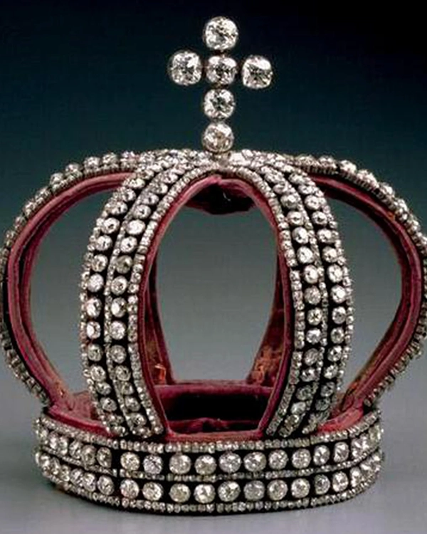 Romanov crown is the first Miss Universe Crown