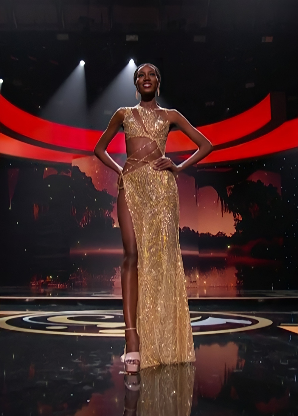 Recap Evening Gowns of Top 10 Finalists and Miss Universe Winner