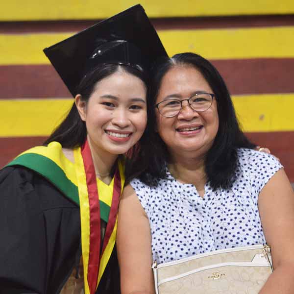 Michelle Joy Lim with her mom