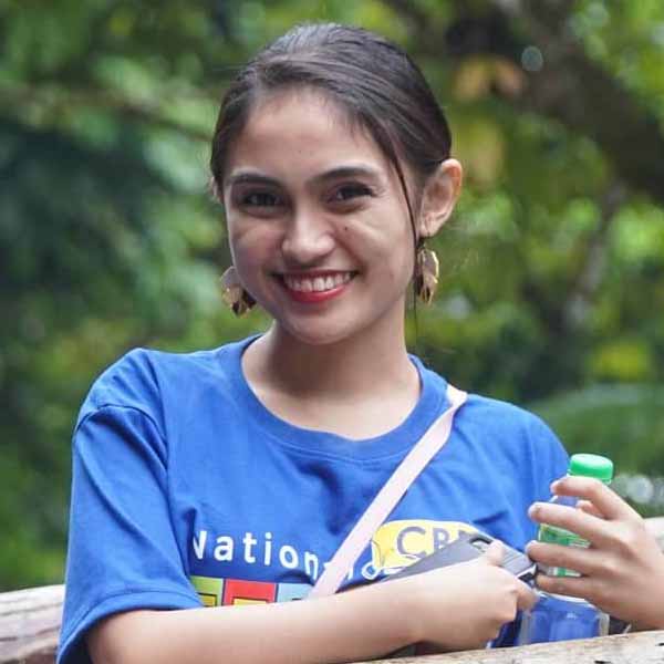 Photo of Roslyn Vea Damasco in blue T-shirt