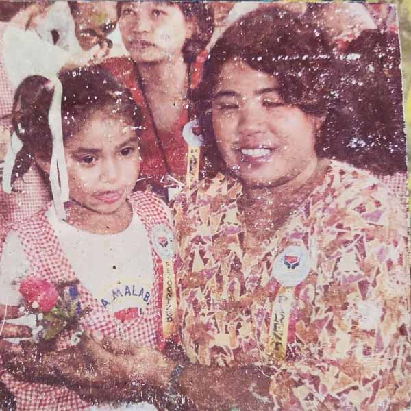 Old photo of Jelai Balmes and her mom