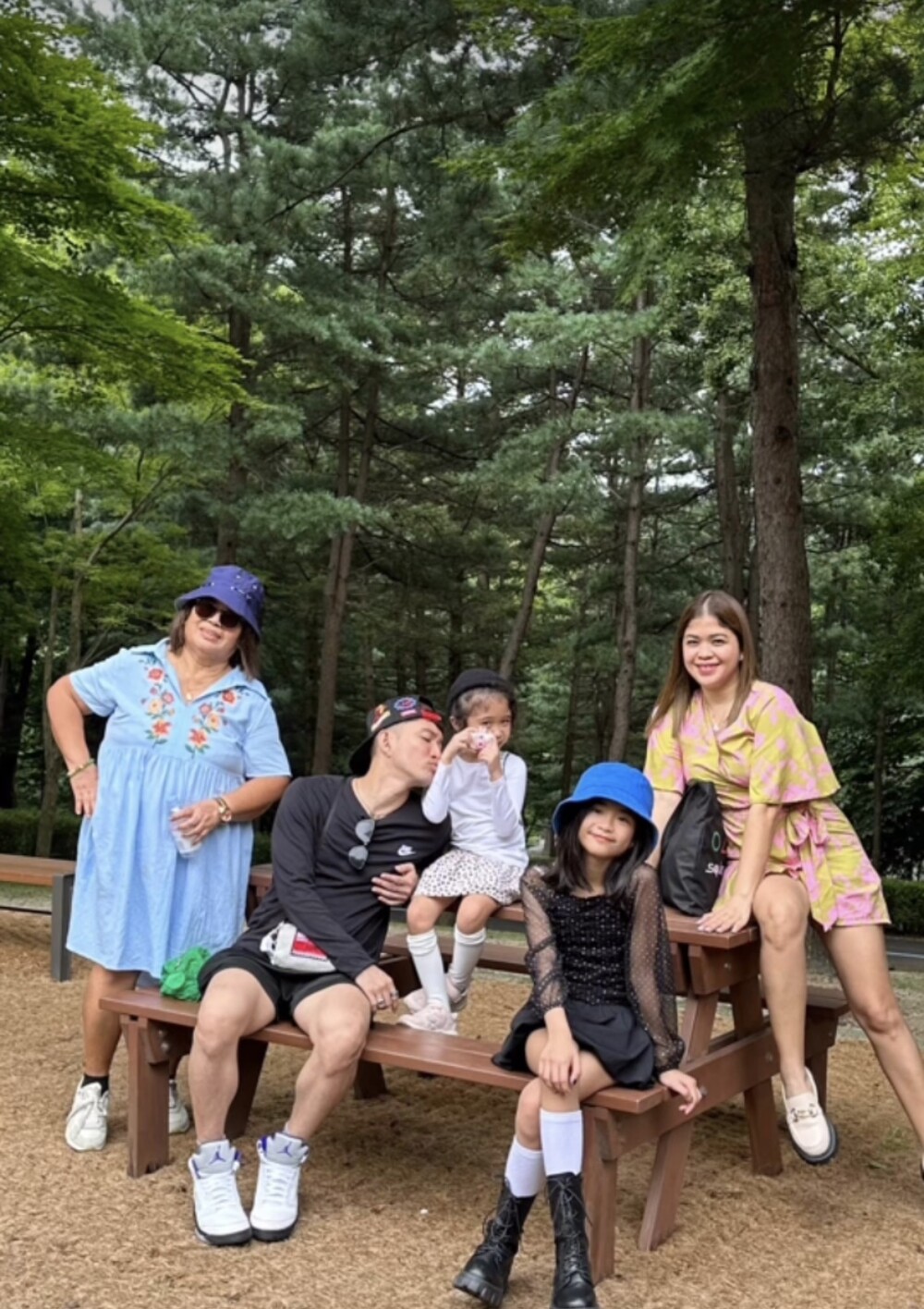 Melai Cantiveros South Korea family trip with Jason Francisco, daughters Mela and Stela, and mother Virginia Cantiveros