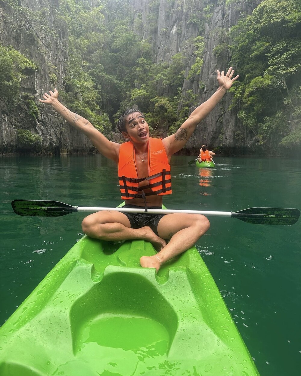 Bretman Rock Palawan trip kayaking