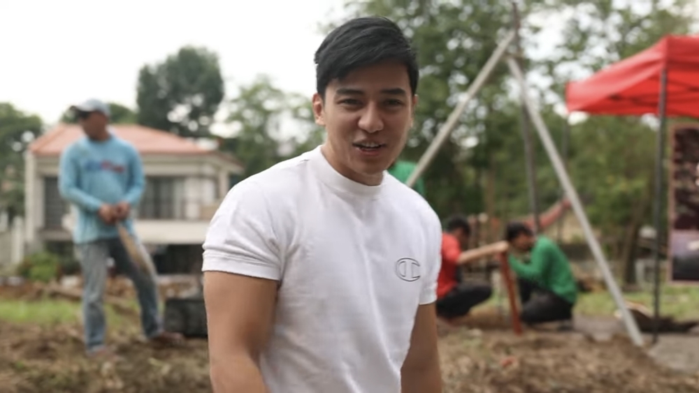 Jak Roberto delights fans with groundbreaking ceremony vlog of his residential property—a three-story home.