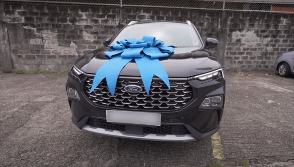 Ivana Alawi surprises Mona Alawi with her dream car, the 2023 Ford Territory Titanium X worth PHP1.6 million, as a gift for her sister's 19th birthday.