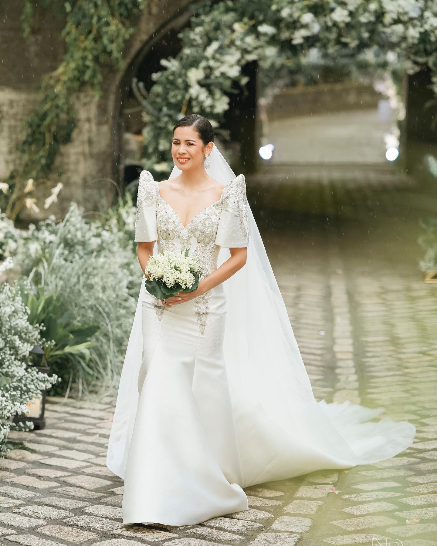The heartwarming story behind Ella Pangilinan's wedding gown | PEP.ph