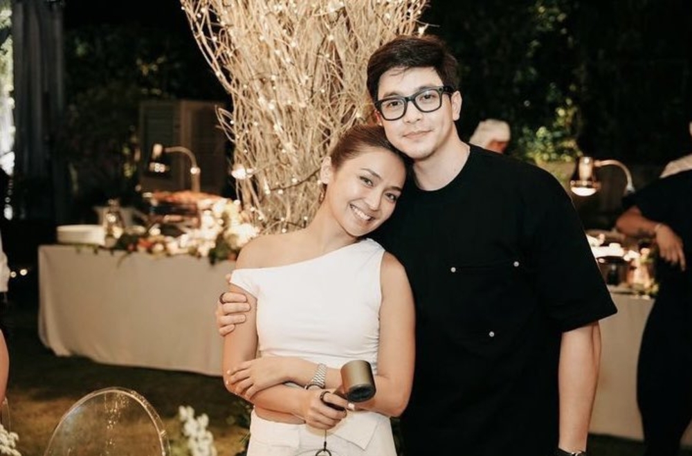 Kathryn Bernardo and Alden Richards treated KathDen shippers to a chock-full of kilig moments at Kathryn's house blessing or housewarming party