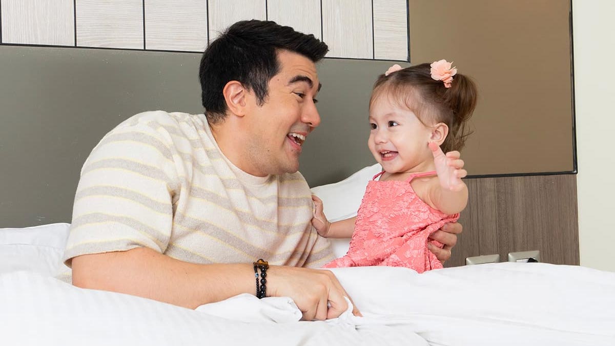 Luis Manzano with Rosie for Smart Parenting's June 2024 digital cover