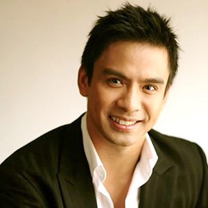 Theater actor-singer RJ Rosales passes away in Sydney, Australia | PEP.ph