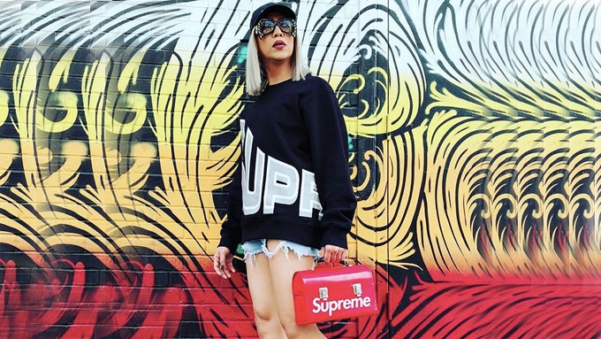 Vice Ganda's bag is actually a lunch box!