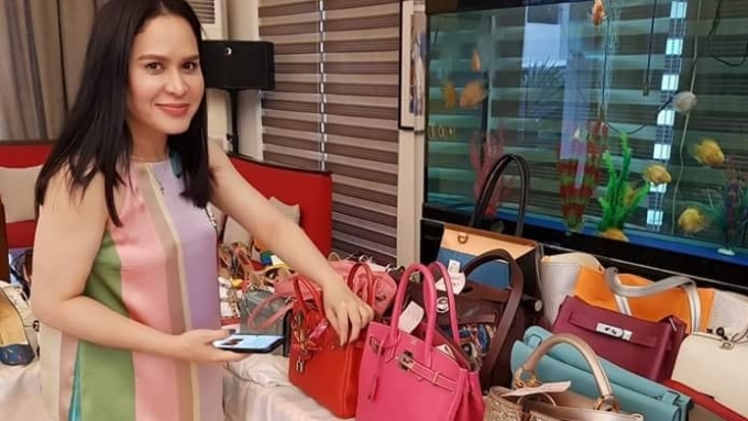 Check out the Hermes bag Heart Evangelista painted for Jinkee Pacquiao